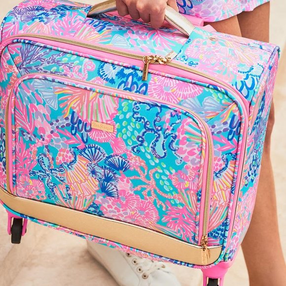 Lilly Pulitzer Carry On Luggage Suitcase Splendor in the Sand - Picture 1 of 17